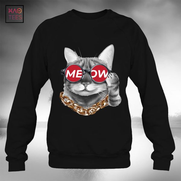 The king of cats is luxurious and noble T-Shirt