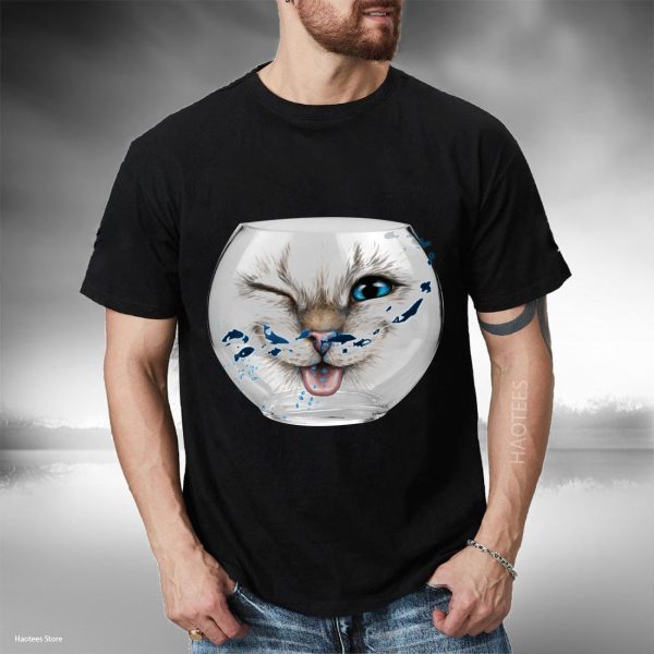 Cat in a happy round fish tank T-Shirt
