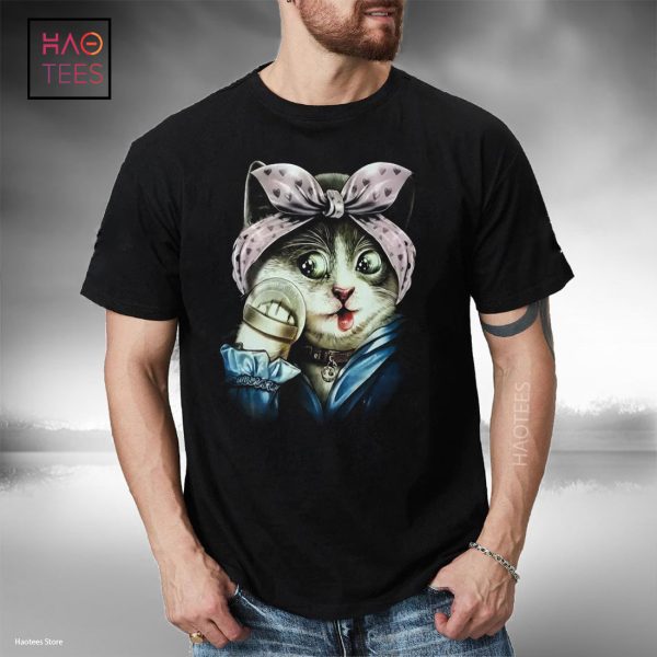 Classy female cat with bow makeup Tshirt