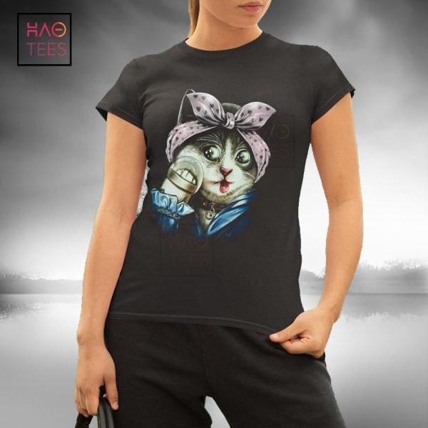 Classy female cat with bow makeup Tshirt