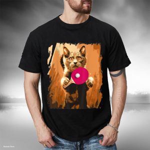The ping pong cat has a pink racket T-Shirt The ping pong cat has a pink racket T-Shirt
