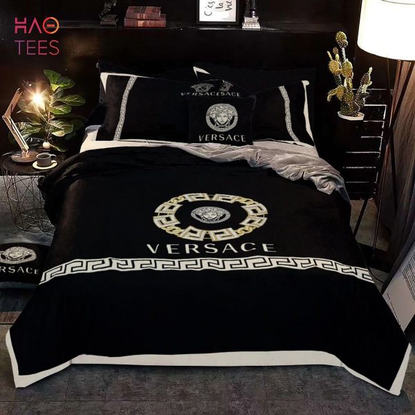 BEST Versace Luxury Limited Edition Black Bedding Set