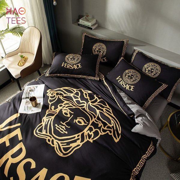 NEW Versace Luxury Limited Edition Gray Bedding Set