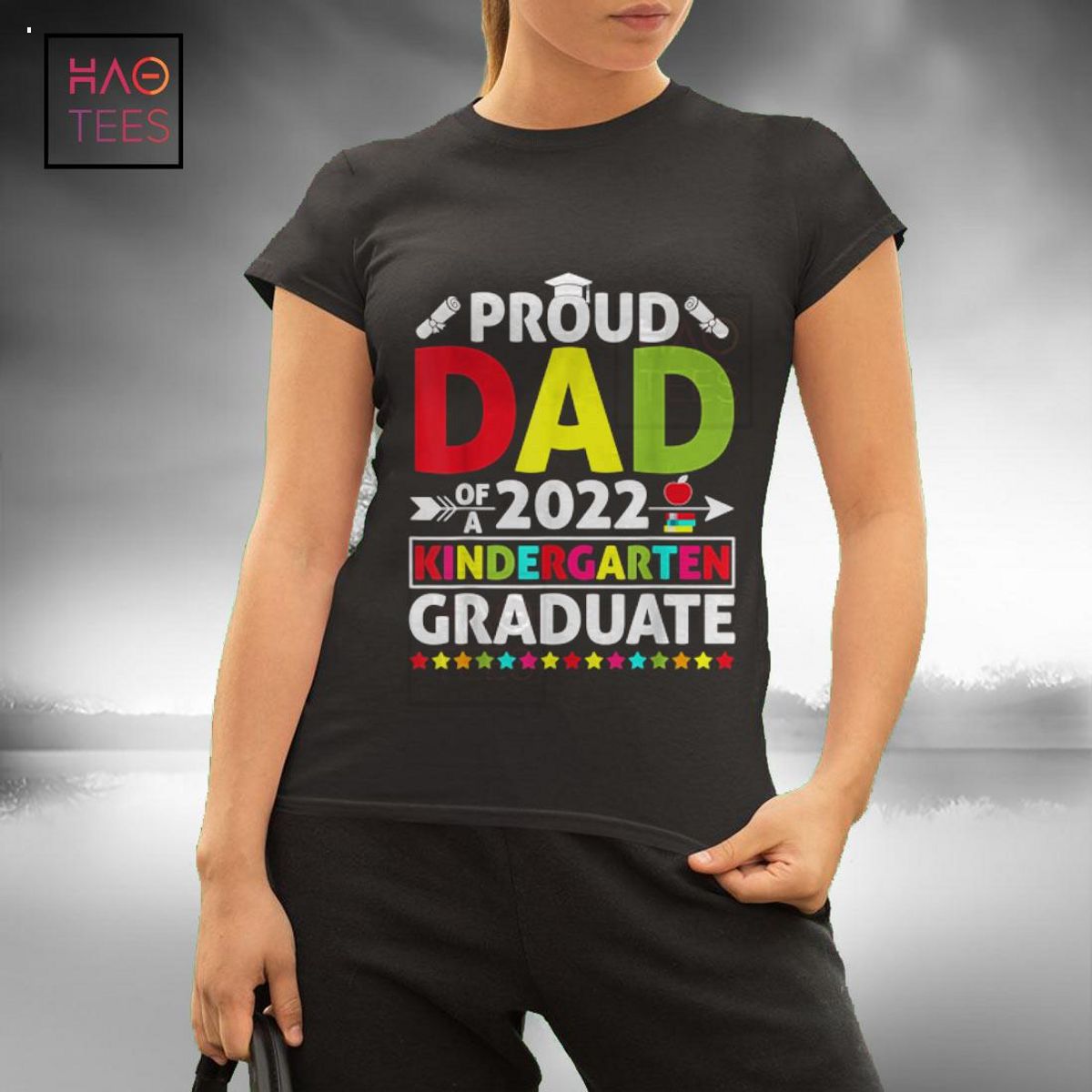 Funny Proud Dad of a Class of 2022 Kindergarten Graduate Shirt