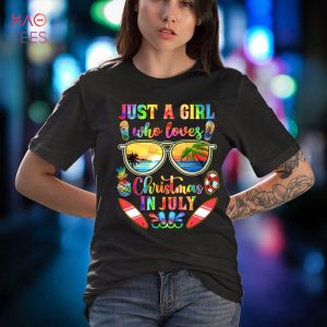Just A Girl Who Loves Christmas in July Decorations Luau Shirt