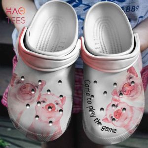 Cute Pig Clogs Shoes Come To Play The Game