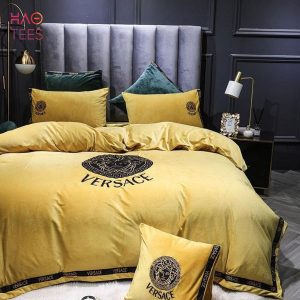 BEST Versace Fashionable Bedding Set Luxurious