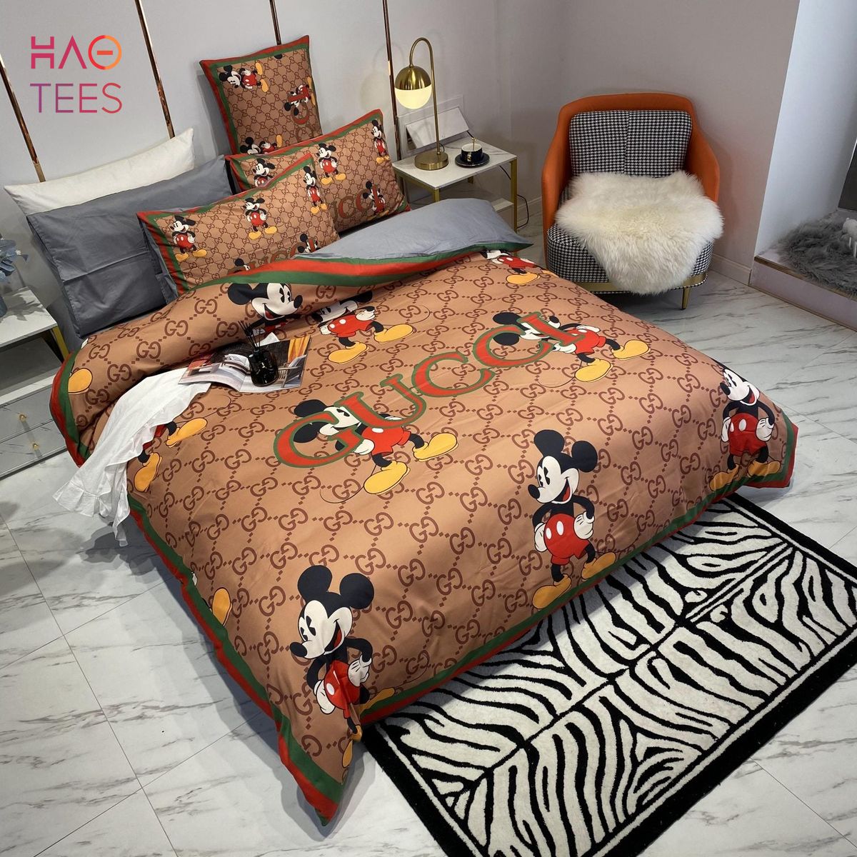 Gucci And Winnie The Pooh Cool Monogram Background Bedding Set