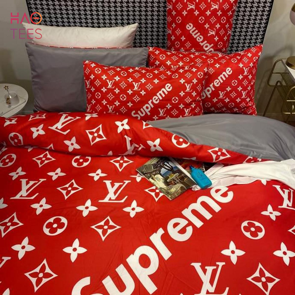 Louis Vuitton x Supreme In Signature Red Monogram Background Comforter  Bedding Set - Mugteeco