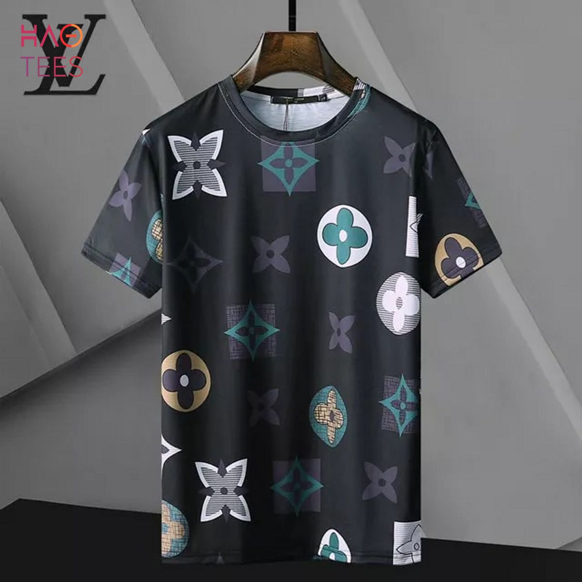 Louis Vuitton 2022 LV Monogram T-Shirt S