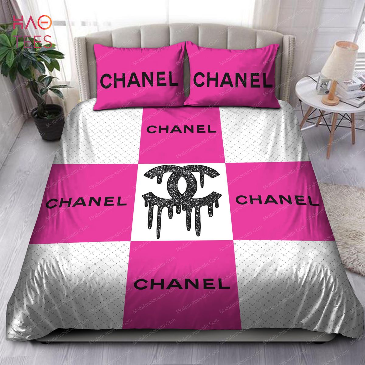 Coco Chanel Luxury Floral Pattern In Pink Background Bedding Set - Mugteeco