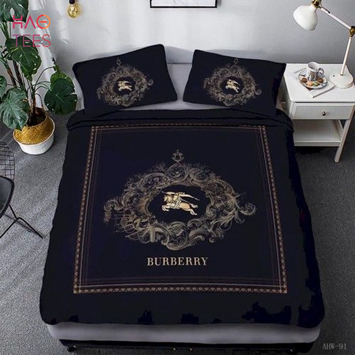HOT Burberry Full Black Luxury Color Bedding Set