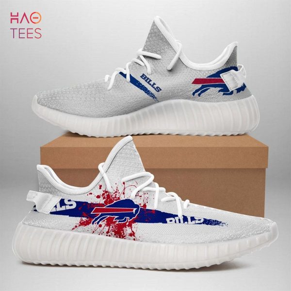 [TRENDDING] Buffalo Bills Nfl Sport Teams Runing Yeezy Sneakers Shoes