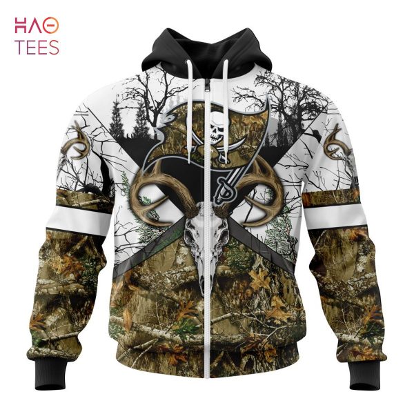 BEST NFL Tampa Bay Buccaneers, Specialized Specialized Design Wih Deer Skull And Forest Pattern For Go Hunting 3D Hoodie