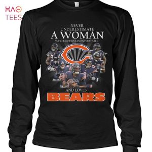 A Woman Who Understands Football And Loves Bears Shirt