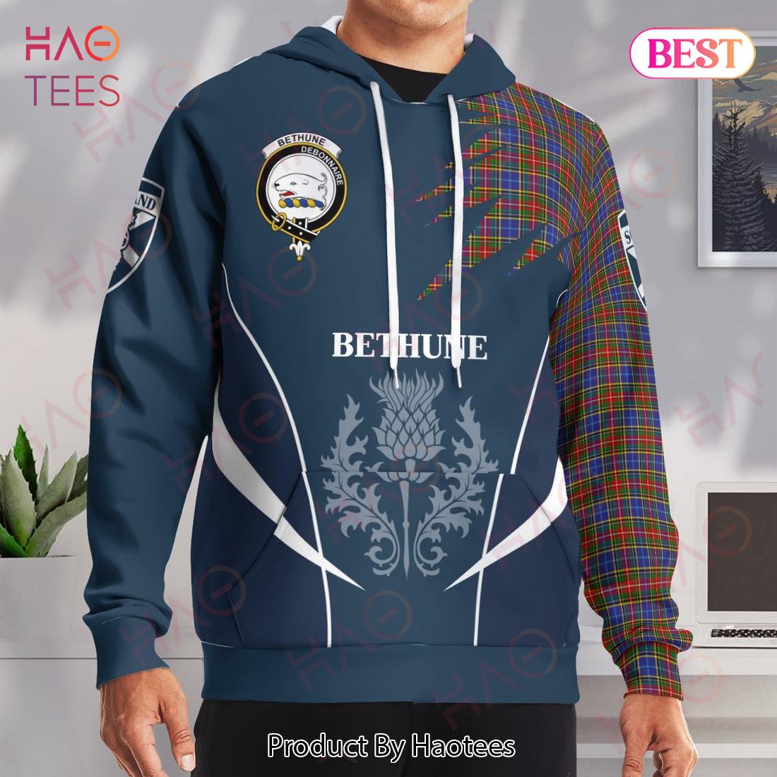 Bethune Clan Badge Rampant Lion Hoodie Bethune Clan Badge Rampant Lion Hoodie