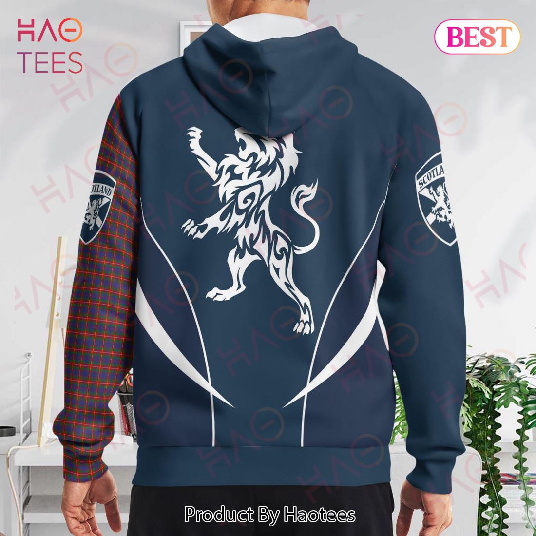 Fraser Of Lovat Clan Badge Rampant Lion Hoodie Fraser Of Lovat Clan Badge Rampant Lion Hoodie