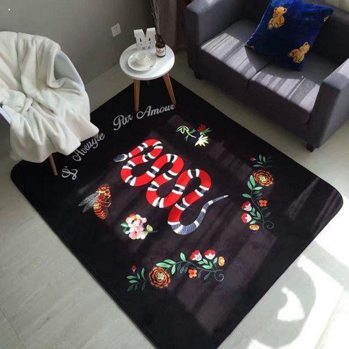 Gucci Snake Flower Luxury Brand Carpet Rug Limited Edition Luxury Store