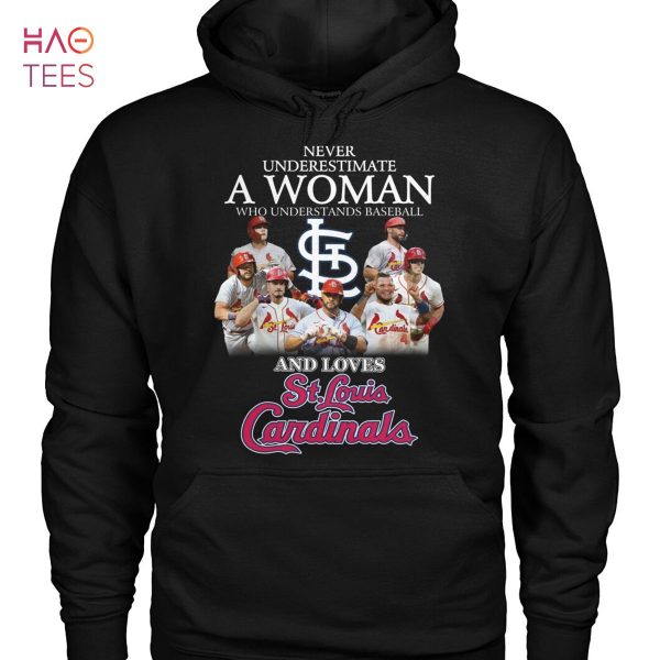 Never Underestimate A Woman Who Understands Baseball And Loves St. Louis Cardinals T Shirt