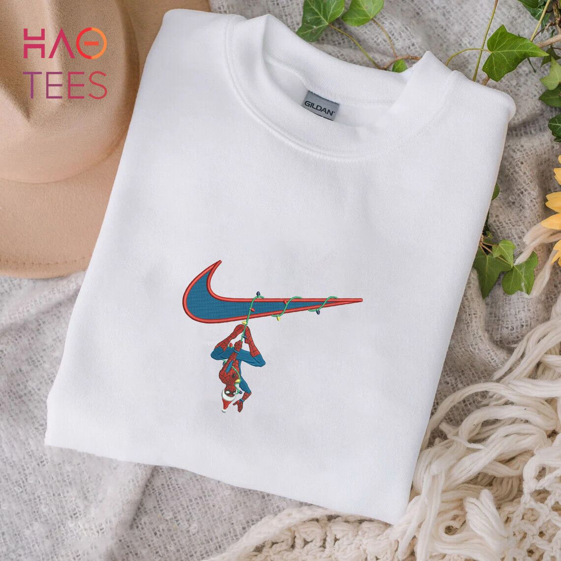 Spiderman Xmas Embroidered Hoodie Shirt Spiderman Xmas Embroidered Hoodie Shirt