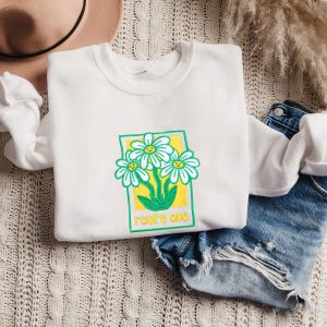 Daisy Embroidered Crewneck Lovely Daisy Floral Gifts For Her Shirt