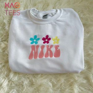 Floral Embroidered Crewneck Trendy Embroidery Shirt – NS01 Floral Embroidered Crewneck Trendy Embroidery Shirt – NS01