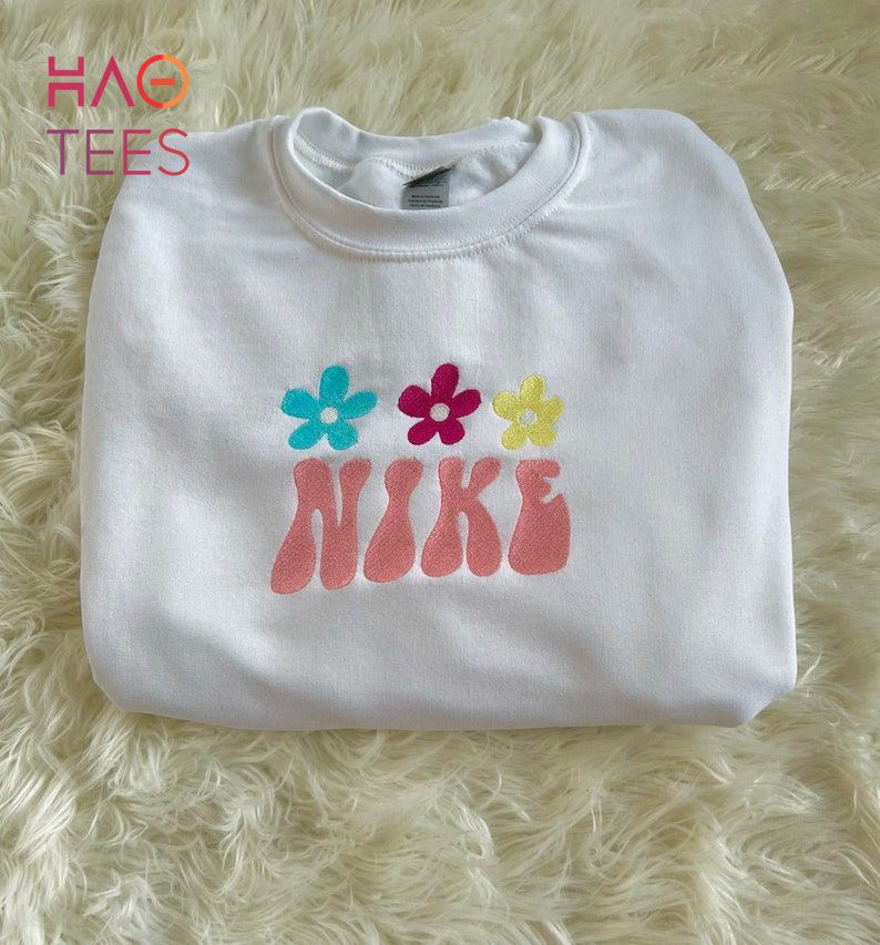 Floral Embroidered Crewneck Trendy Embroidery Shirt - NS01 Floral Embroidered Crewneck Trendy Embroidery Shirt - NS01
