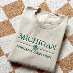 Michigan Embroidered Crewneck Embroiderd College Student University Embroidered Shirt