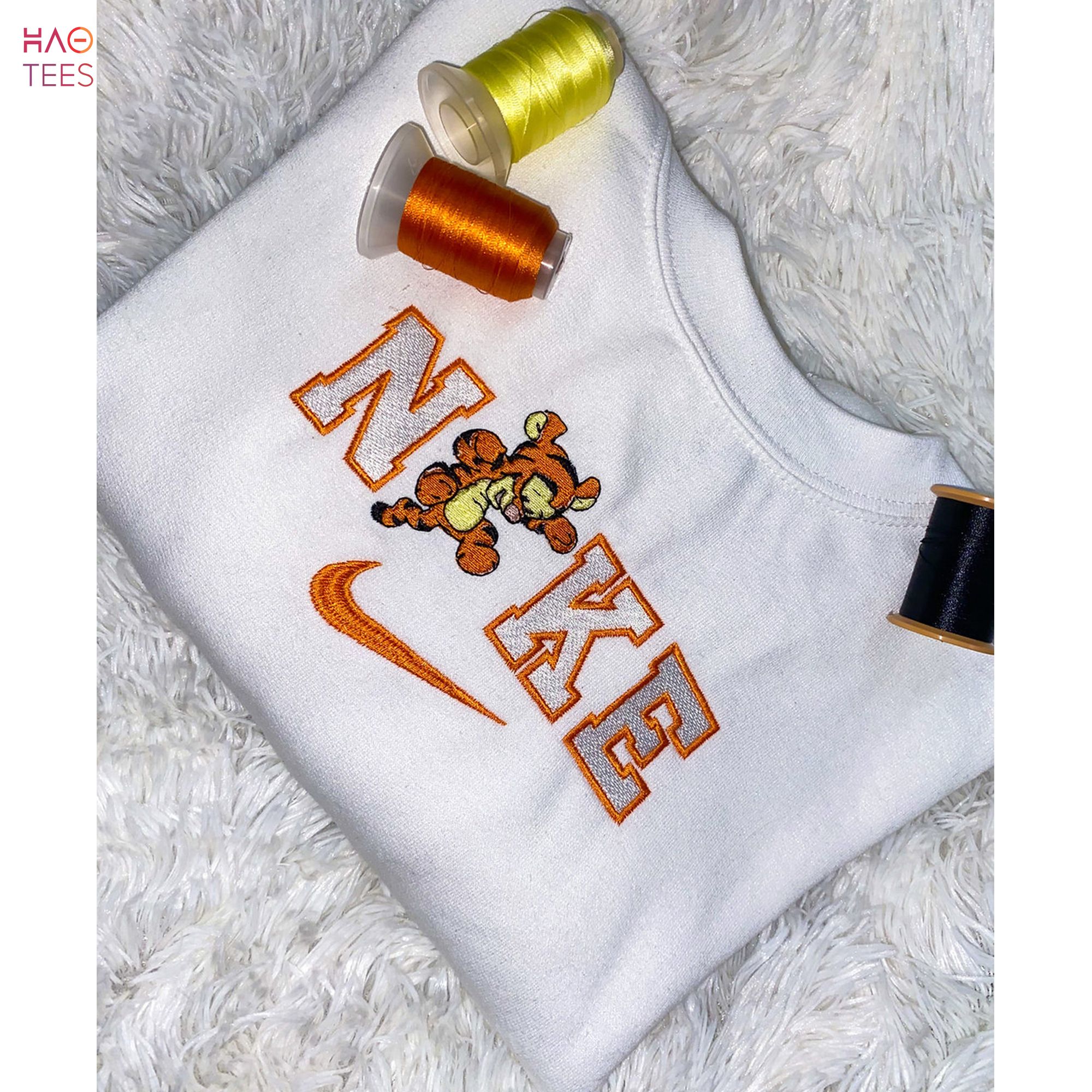 Nke Cartoon Embroidered Shirt Nke Cartoon Embroidered Shirt