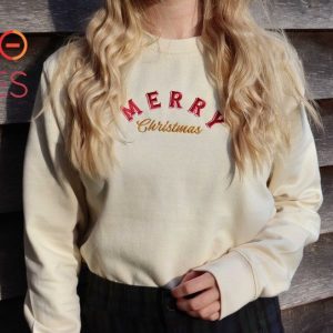 Retro Merry Christmas Embroidered Unisex Holidays Crewneck Stocking Filler Vintage Festive Embroidery 50s Gift Ideas Shirt Retro Merry Christmas Embroidered Unisex Holidays Crewneck Stocking Filler Vintage Festive Embroidery 50s Gift Ideas Shirt