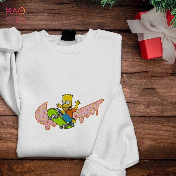 Simpson Embroidery Cute Gift For Couples Simpson Crewneck Simpson Embroidered Crewneck Shirt – EI11