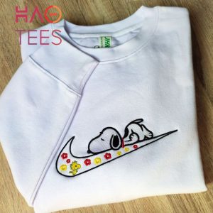 Snoopy Crewneck Custom Embroidery Crewneck Shirt