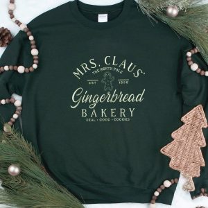Vintage Christmas Embroidered Mrs Claus Gingerbread Bakery Funny Merry Xmas Retro Holiday Shirt For Women Men Shirt