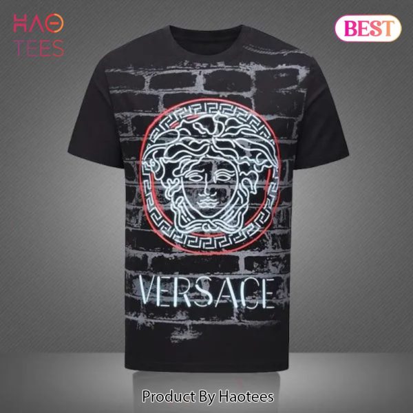 [NEW FASHION] Versace Medusa Black Wall Luxury Brand Premium T-Shirt Outfit For Men Women