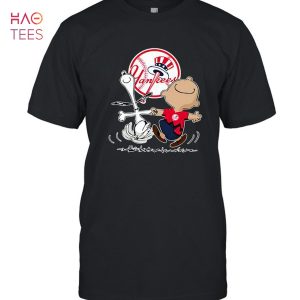 New York Yankees Charlie Brown Snoopy New York Yankees T-Shirt