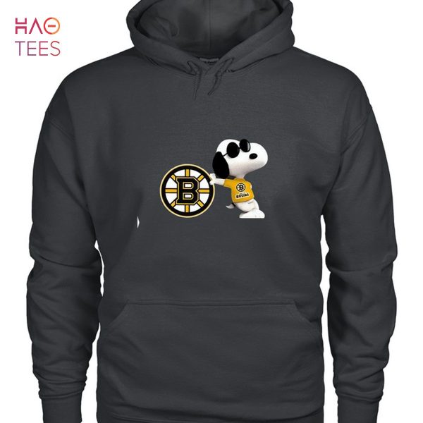Boston Bruins Snoopy Sun Glasses Proud Fan T-Shirt