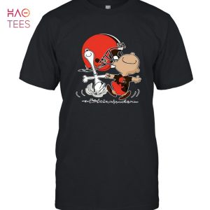 Cleveland Browns Charlie Brown Snoopy Cleveland Browns T-Shirt