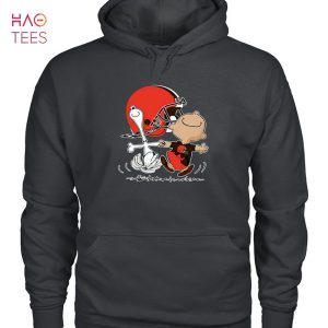 Cleveland Browns Charlie Brown Snoopy Cleveland Browns T-Shirt