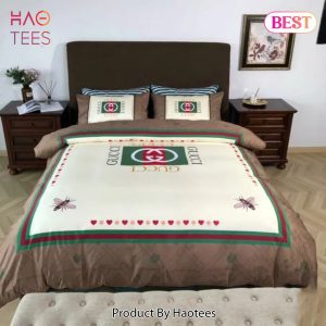 [SALE] Gucci Bee Heart Luxury Brand Bedding Set Bedspread Duvet Cover Set Home Decor