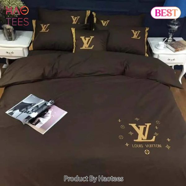 [SALE] Louis Vuitton Basic Golden Logo Brown Luxury Brand Bedding Set Duvet Cover Home Decor