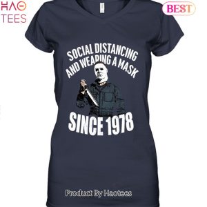 Social Distancing And Wearing A Mask Since 1978 Halloween Horror Nights Unisex T-Shirt