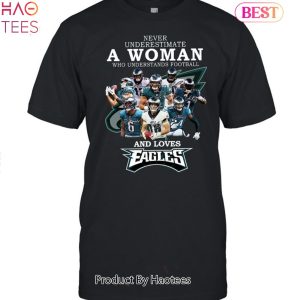 Philadelphia Eagles A Woman Love Football Unisex T-Shirt