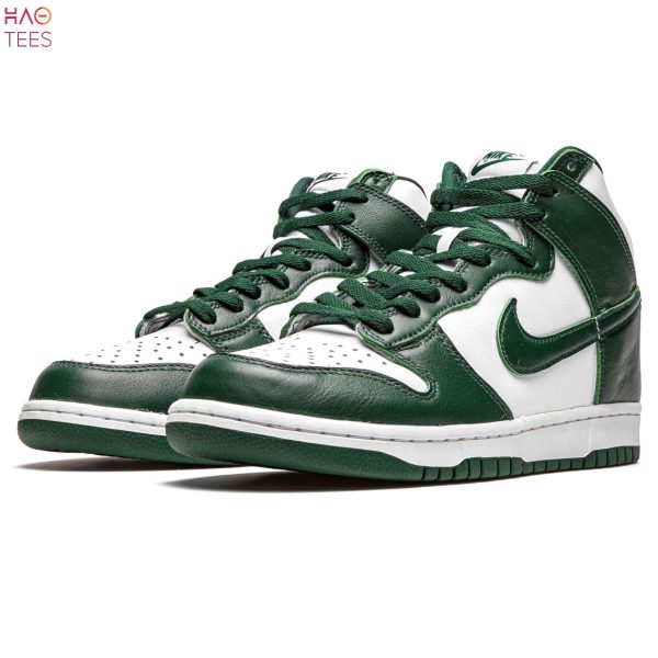 AVAILABLE Nike Dunk High SP Spartan Green