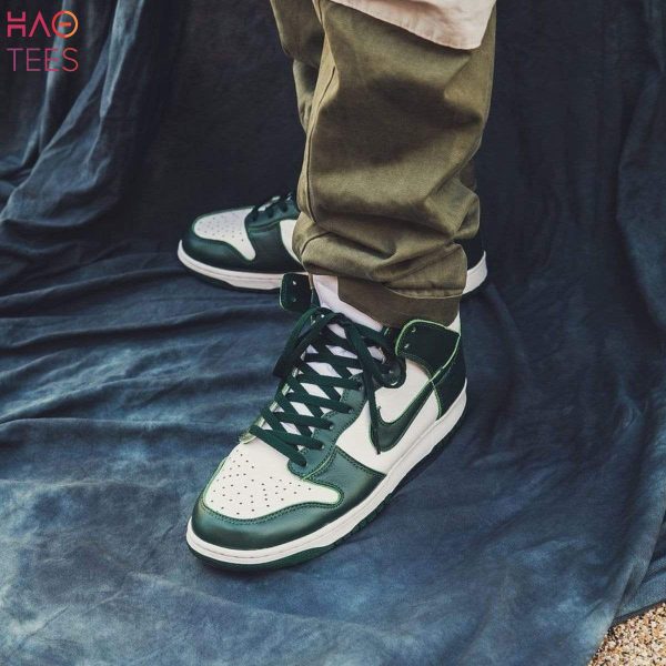 AVAILABLE Nike Dunk High SP Spartan Green