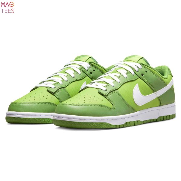 AVAILABLE Nike Dunk Low Chlorophyll