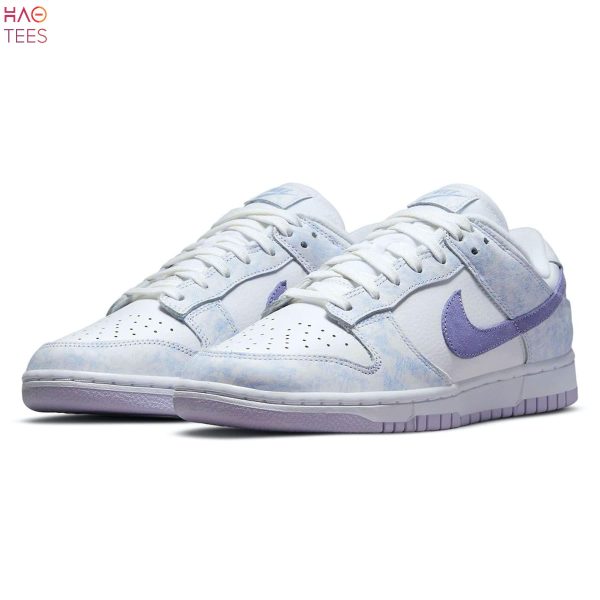 AVAILABLE Nike Dunk Low OG Wmns Purple Pulse
