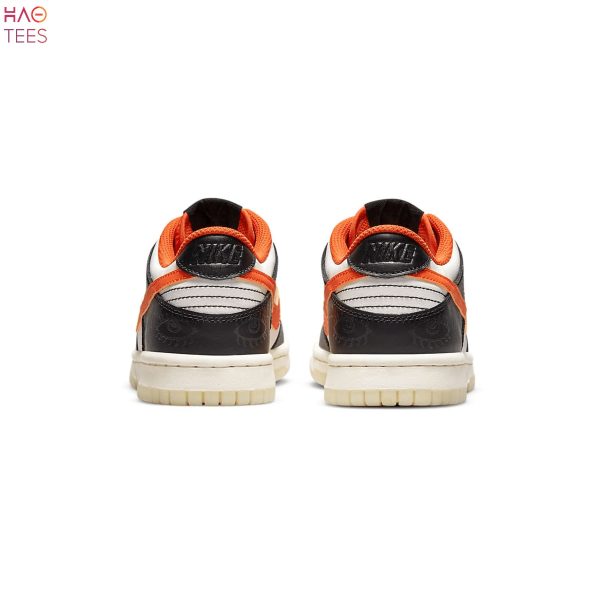 AVAILABLE Nike Dunk Low Premium GS Halloween