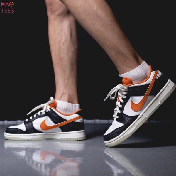 AVAILABLE Nike Dunk Low Premium Halloween