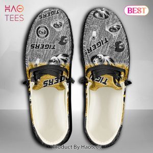 HOT TREND NCAA Minnesota Golden Gophers Custom Name Hey Dude Shoes
