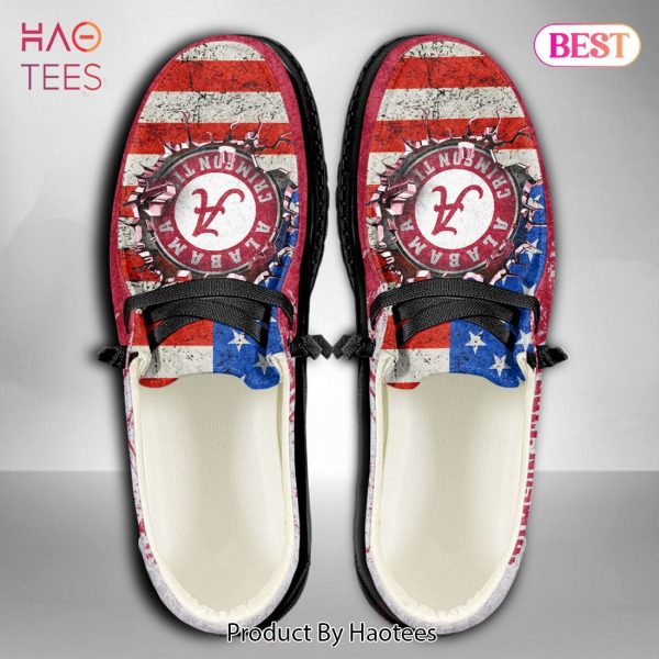PREMIUM NCAA Washington Huskies Custom Name Hey Dude Shoes